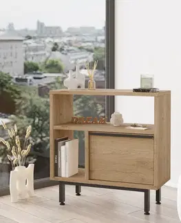 Odkládací stolek On Walnut