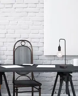 Černá kovová stolní lampa Laren Ledea