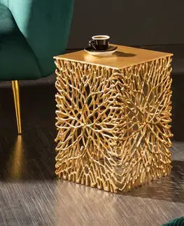Estila Art-deco stylový set dvou čtverečních příručních stolků Hoja ve zlaté barvě
