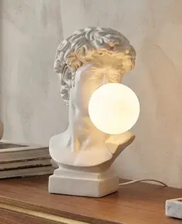 Estila Designová moderní stolní lampa Antica ve tvaru busty Davida v bílé barvě s kulatým stínítkem 29 cm