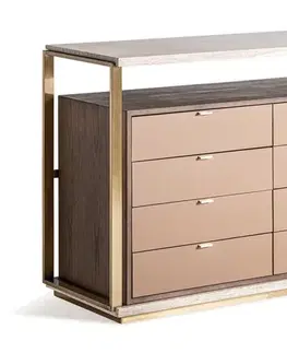 Estila Luxusní art deco obdélníková travertinová komoda Monia se zlatým kovovým rámem a osmi zásuvkami z masivního dřeva 134 cm