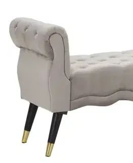 Estila Designová chesterfield lavice Richetti s šedým sametovým potahem a zahnutými bočními opěrkami s ozdobným prošíváním 120 cm