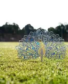 Zahradní dekorace Peacock v3