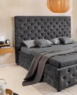 Estila Moderní čalouněná manželská postel Kreon s úložným prostorem a šedým sametovým potahem s chesterfield prošíváním 180 cm