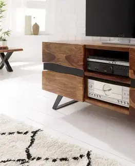 Estila Designový TV stolek Sheesham z masivního dřeva s dvěma dvířky a černými kovovými nohami 160cm