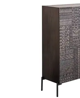 Estila Designová obdélníková etno komoda Zamris z tmavě hnědého mangového dřeva s ornamentálními rytinami s kovovými nožičkami 120 cm