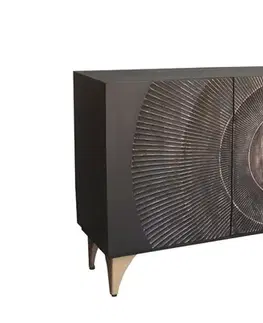 Estila Designový etno třídveřový příborník Cumbria z mangového dřeva v černé barvě se zlatým reliéfním zdobením 140 cm