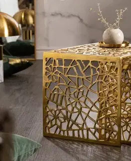 Estila Art-deco set čtverečních konferenčních stolků Hoja zlaté barvy