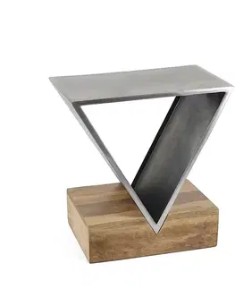 Estila Designový industriální obdélníkový příruční stolek Pharo s trojúhelníkovou šedou kovovou konstrukcí a dřevěnou podstavou 44 cm