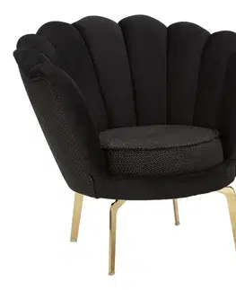 Estila Art deco čalouněné prošívané křeslo Perla se sametovým černým potahem ve tvaru mušle se zlatými kovovými nožičkami 83 cm