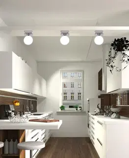 Stropní lampa s bílým kulovým stínidlem Oden
