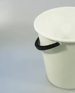 PLAFOR - Vědro 12l s výlevkou různé barvy