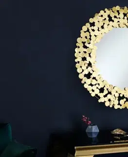 Estila Art deco závěsné zrcadlo Flovia kulatého tvaru se zlatým kovovým rámem vytvořeným z kulatých lupenů 82cm