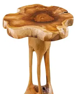 Estila Designový masivní asymetrický příruční stolek Valenwood z teakového dřeva v naturální hnědé barvě 70 cm