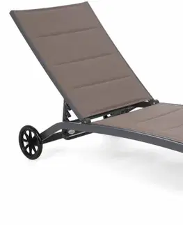 Polohovací zahradní lehátko s kolečky