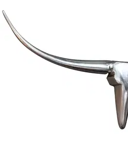 Estila Glamour závěsná nástěnná dekorace Longhorn ve tvaru býčí lebky z lesklého chromového kovu ve stříbrné barvě 99 cm
