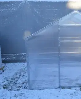 Skleník DOMIK 2,6x2 m polykarbonát Lanitplast