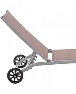Polohovací zahradní lehátko s kolečky