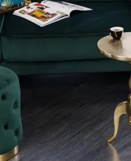 Estila Glamour kulatý příruční stolek Saphir z kovu ve zlaté barvě s ozdobnou podstavou se třemi nožičkami 55cm