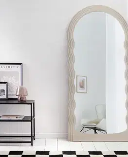 Estila Art deco moderní vysoké zrcadlo Swan s vlnitým rámem v pastelové béžové barvě 160cm
