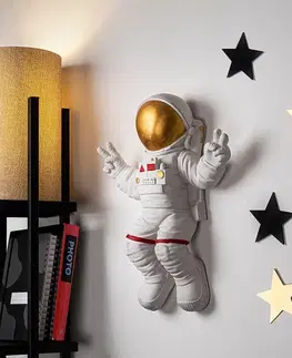 Dekorativní doplněk na zeď Peace Sign Astronaut - 1