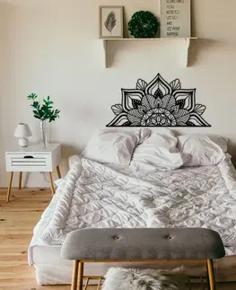 Dekorativní kovový doplněk na zeď Berceste