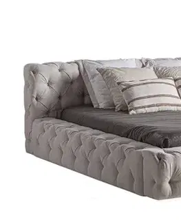 Estila Luxusní moderní čalouněná manželská postel Perivolos se světlým béžovým potahem a chesterfield prošíváním 227 cm