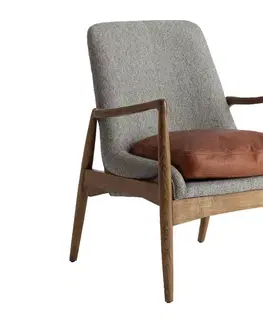 Estila Luxusní vintage šedé křeslo Raul s koženým polštářem s masivními hnědými nožičkami 83 cm