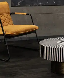 Estila Art deco kulatý konferenční stolek Hypnotique s černobílým kostním ozdobným vykládáním a podstavou ve zlaté barvě 60 cm