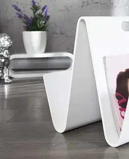 Estila Moderní stojan Cassie na časopisy se dvěma přihrádkami v bílé barvě s vlnitým tvarem a praktickou rukojetí 35 cm