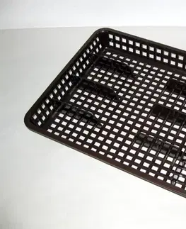 ALFA PLASTIK - Příborník široký umělá hmota děrovaný hnědý