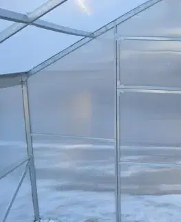 Skleník DOMIK 2,6x2 m polykarbonát Lanitplast