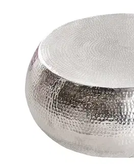 Estila Luxusní glamour kulatý stříbrný konferenční stolek Hammerblow s kladívkovou strukturou z kovu 80 cm