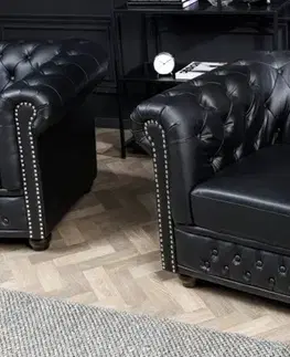 Estila Kožené křeslo Chesterfield v černém provedení s designovým stříbrným zdobením 73cm