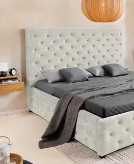 Estila Designová čalouněná manželská postel Kreon s béžovým sametovým potahem s chesterfield prošíváním a úložným prostorem 180 cm