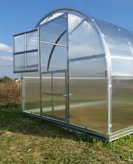 Skleník LUCIUS polykarbonát 6 mm Lanitplast