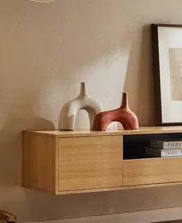 Estila Skandinávský dvoudveřový obdélníkový závěsný TV stolek Attica s dubovým hnědým vzhledem se zásuvkou a policí 150 cm