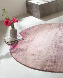 Estila Designový kruhový koberec Adassil z bavlny růžovo-béžové barvy 150cm