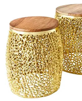 Estila Designový set dvou konferenčních stolků Hoja s kovovou zlatou konstrukcí a kulatou dřevěnou deskou 46 cm