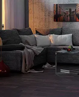 Estila Moderní obdélníková stojací lampa Paris v červeném latexu s oranžovým podtónem a stříbrnou čtvercovou podstavou 120 cm