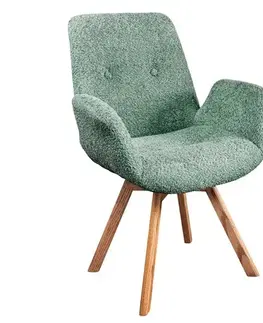 Estila Designová zelená bouclé jídelní židle Gothenborg s nízkými bočními opěrkami a dubovými nožičkami 85 cm