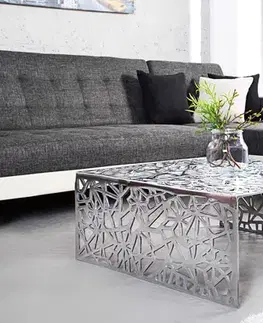 Estila Designový art deco stříbrný čtvercový kovový konferenční stolek Ideal s geometrickými vyřezávanými vzory 60 cm