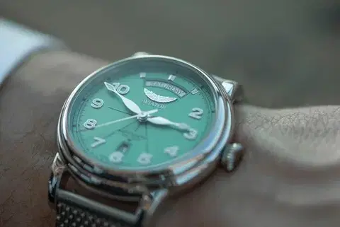 Aviator Douglas Day-Date 45 Automatic V.3.44.0.403.5