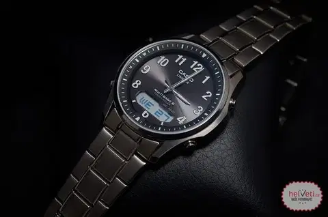 Casio Wave Ceptor LCW-M100TSE-1A2ER