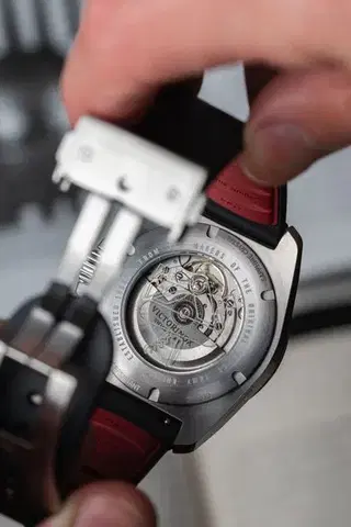 Victorinox I.N.O.X. Automatic 242039