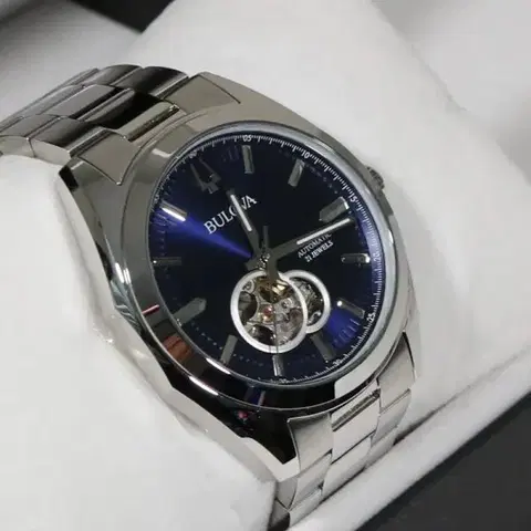 Bulova Surveyor Automatic 96A275