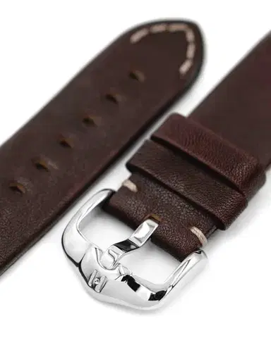 Řemínek Hirsch Ranger pro Apple Watch - hnědý - 22 mm - L – Standardní délka - 22 mm - Stříbrná
