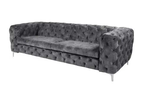 Estila Luxusní chesterfield třímístná sedačka Modern Barock v tmavě šedé barvě se sametovým potahem 240cm