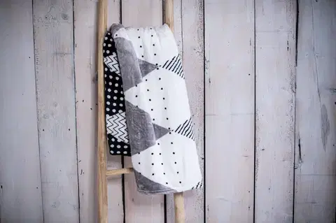 Deka Triangel 150x200cm TiaHome