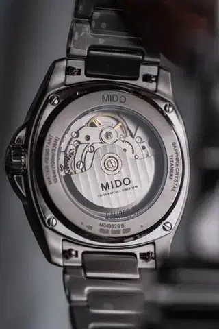 Mido Multifort TV Big Date M049.526.44.081.00